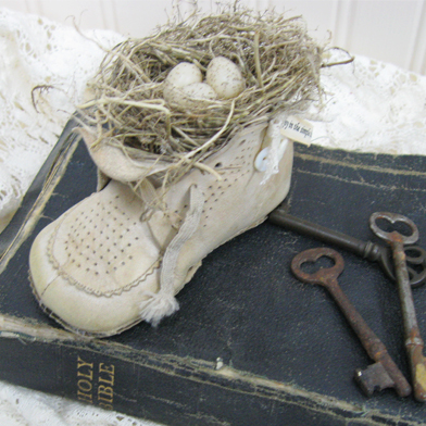 baby shoe with Bible